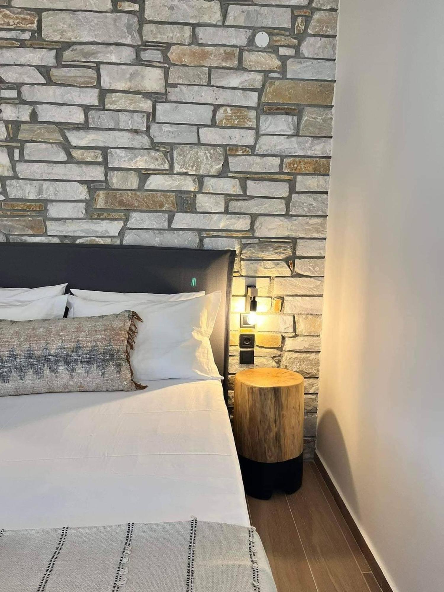 Peri Elxis Luxury Suites Mourésion Kültér fotó