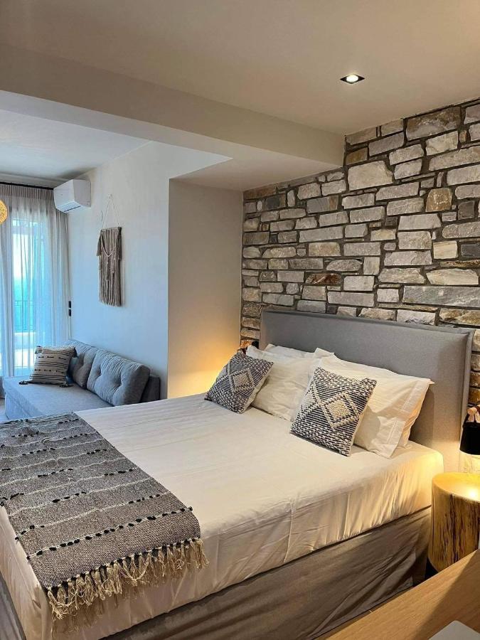 Peri Elxis Luxury Suites Mourésion Kültér fotó