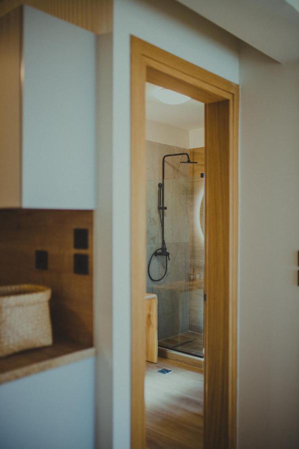 Peri Elxis Luxury Suites Mourésion Kültér fotó