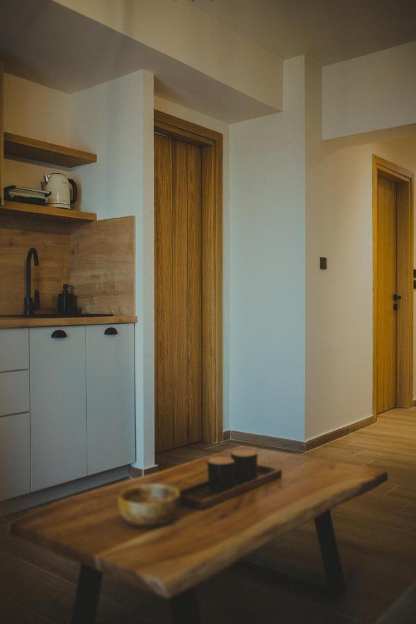 Peri Elxis Luxury Suites Mourésion Kültér fotó