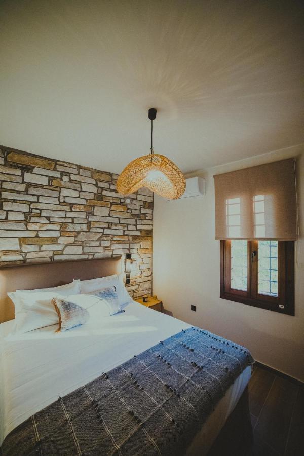 Peri Elxis Luxury Suites Mourésion Kültér fotó