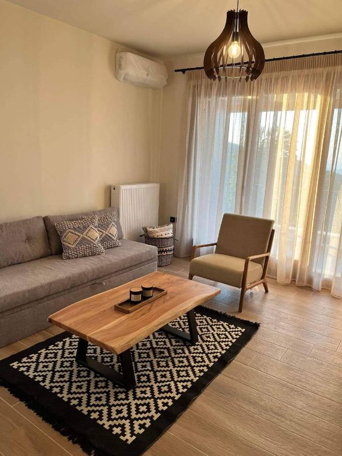 Peri Elxis Luxury Suites Mourésion Kültér fotó